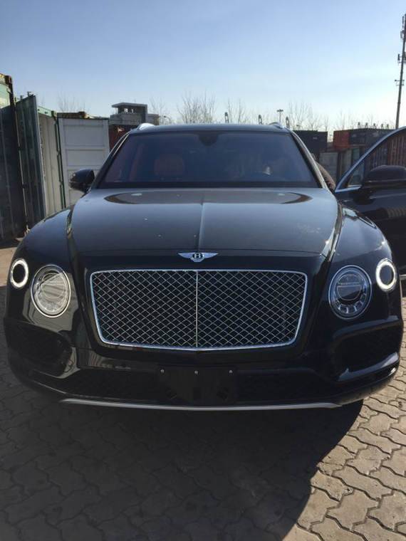 2017款宾利添越6.0T 进口添越SUV促销中