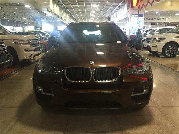 17款中东版宝马X6 超越平凡出色优逸