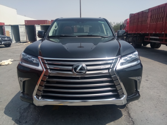 17款雷克萨斯LX570 全国畅享最低价格