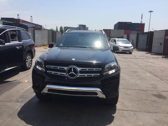 17款奔驰GLS450展示高傲特有的鹰眼大灯