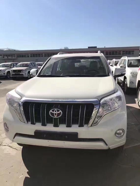 17款丰田霸道4000九气囊霸气抵港特惠价