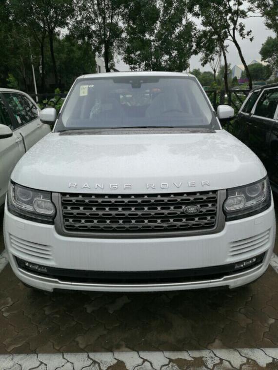 17款中东版路虎揽胜3.0T汽油HSE现车报价