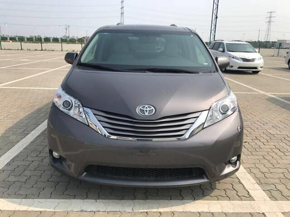 17款丰田塞纳3.5两驱XLE冰爽大促专场