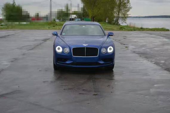 17款宾利飞驰V8天津港豪车最新优惠行情