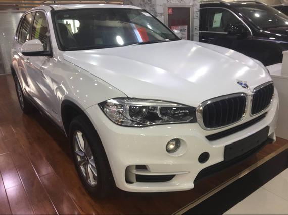 17款中东版宝马X5突破极限 港口提车价