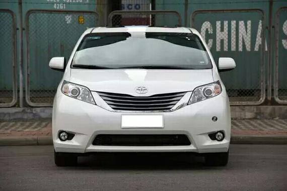 17款丰田塞纳促销价32.5万直降热卖中