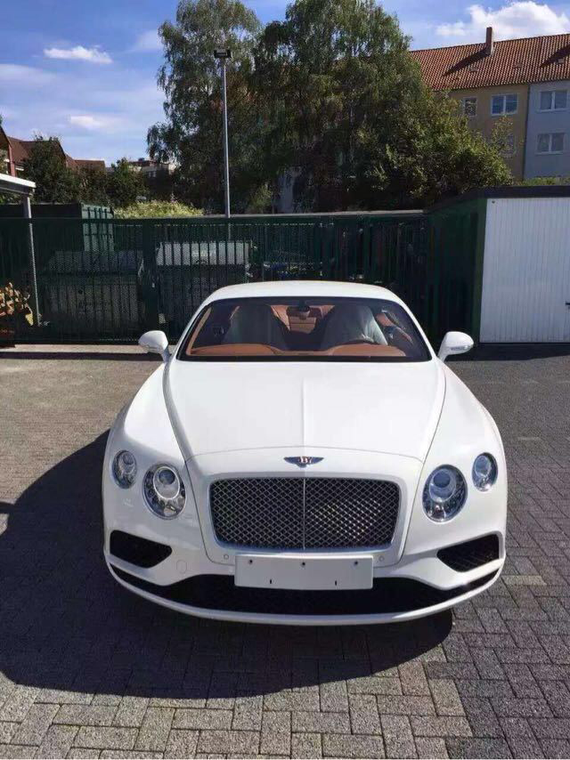 17款宾利欧陆霸气硬朗 夏日冰点底价