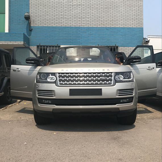 2017款路虎揽胜创世 加长路虎秒杀价格