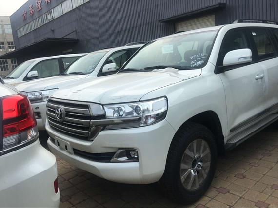 17款丰田酷路泽4600现车高配8气囊中东