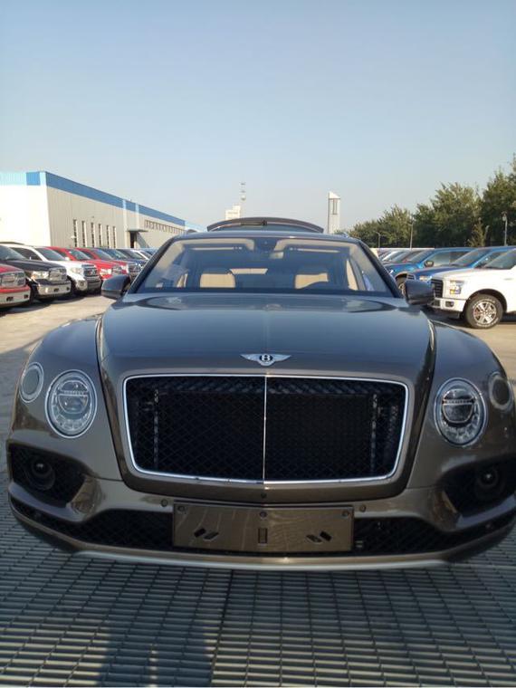 2017新款宾利添越进口现车 畅享新风尚