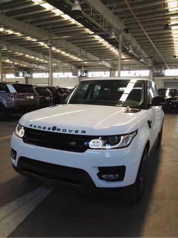 17款路虎汽油揽运HSE 优惠直销价