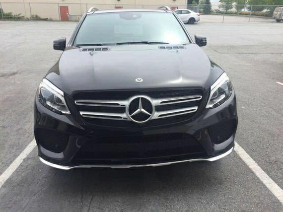 17款加版奔驰GLE400 外观大气诚意大减价