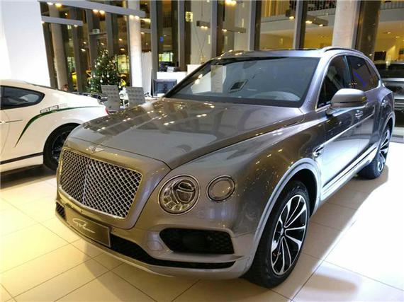 2017款宾利添越奢华硬派 大气稳重非凡