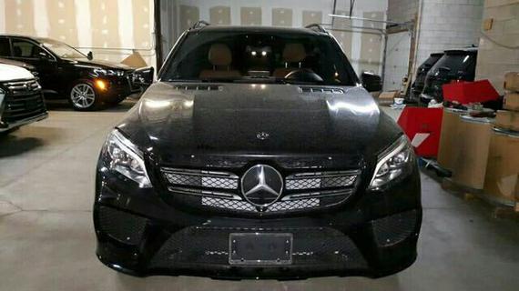 17款加版奔驰GLE400奢华工艺八月让利售