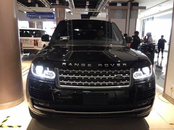 路虎揽胜行政3.0汽油HSE现车彪悍越野