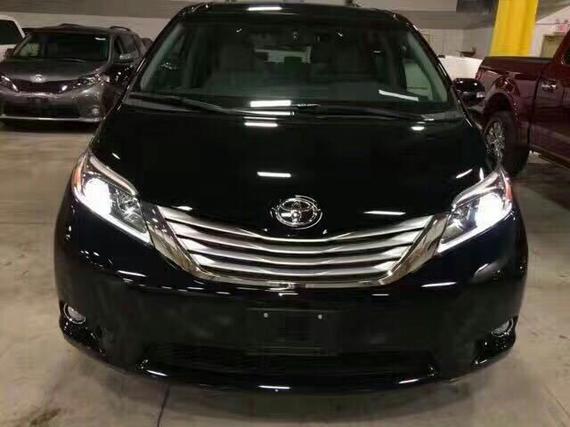 2017款丰田塞纳现车 高端商务价格创新低