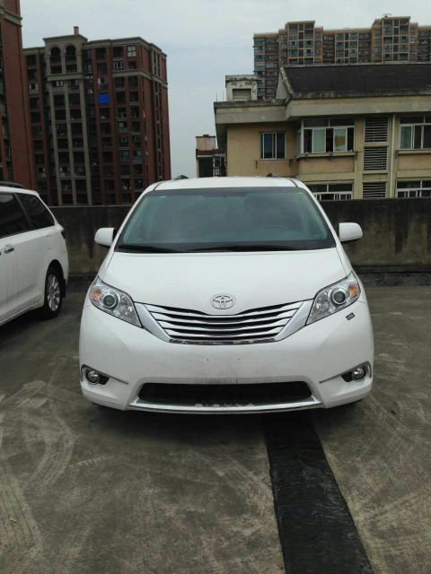 17款丰田塞纳加版高配 强劲实力惠民为先