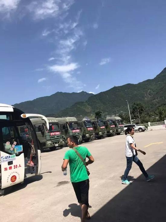 到达平武县拍摄
