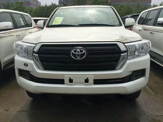 17款丰田酷路泽4000现车厂家直营58万起