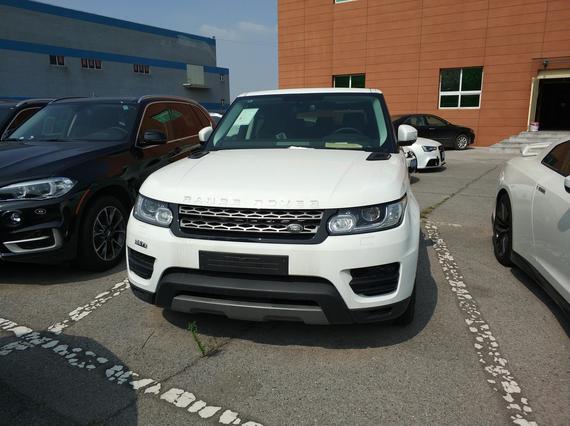 17款路虎揽胜运动版 店内霸气价