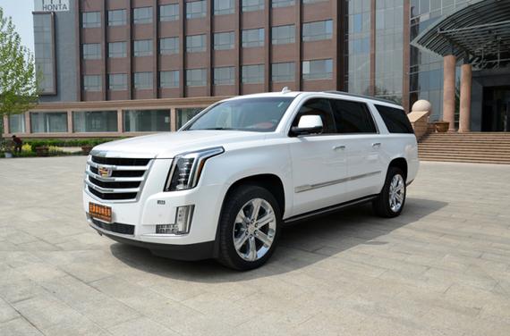 17款凯迪拉克凯雷德 手续现车齐全