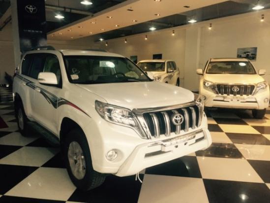 丰田霸道2700TXL 店内现车疯狂优惠