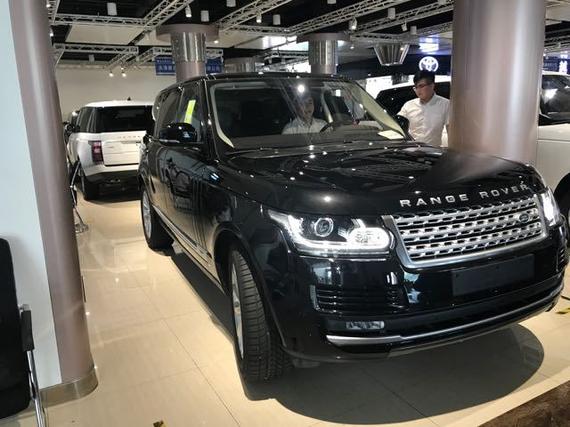 17款路虎揽胜行政 柴油加长版津门特惠