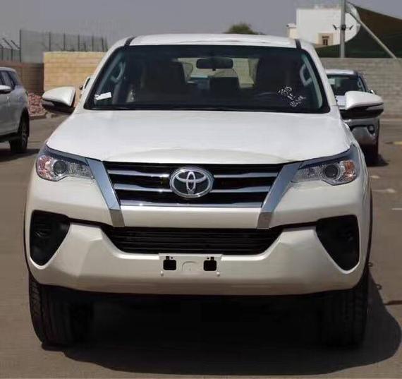 丰田穿越者新款现车 SUV大气降价