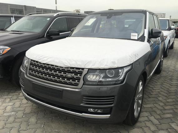 2017款路虎揽胜行政版 现车走量出售