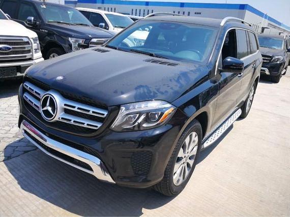 奔驰GLS400外观亮眼 优惠热销全国