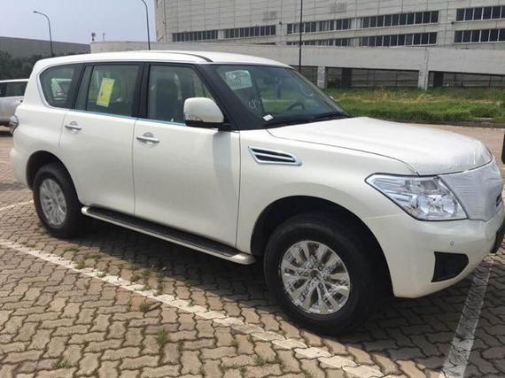 2017款日产尼桑途乐 中东版四驱极品越野