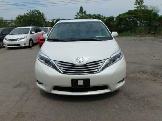 17款丰田塞纳四驱3.5xle 低价现车诱人