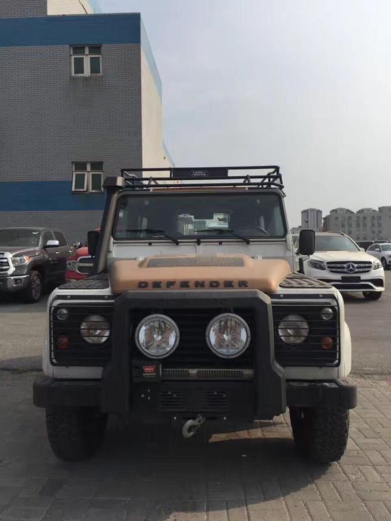 全球100台限量款路虎卫士90 到店礼不断