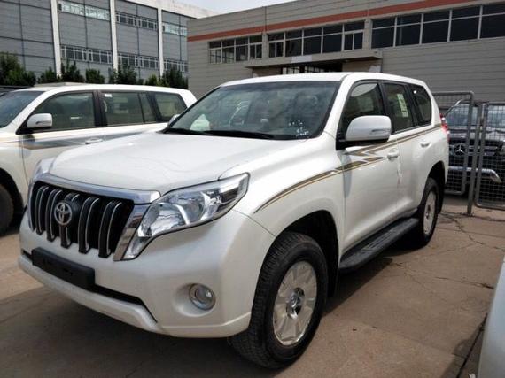 17款丰田霸道2700 震撼性能低价等您购