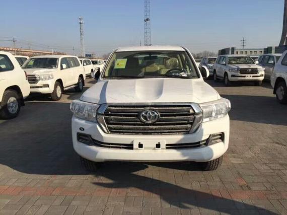 17款丰田酷路泽4000 更高享受不二首选