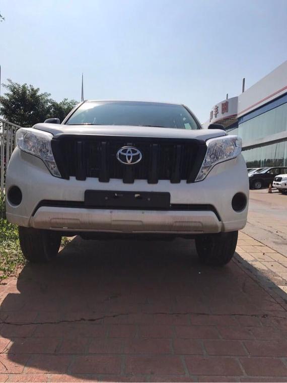 2017款丰田霸道2700 实降热销津港现车