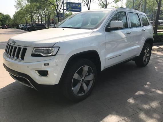 吉普大切诺基3.6汽油版 尊贵现车