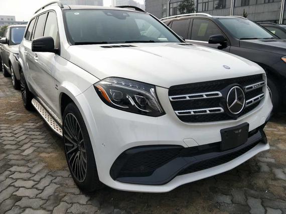 17款奔驰GLS450现车特惠 店内活动