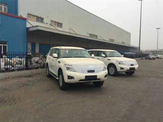 17款尼桑途乐4.0SE 性能彪悍实惠价