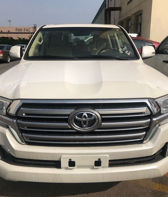 丰田陆巡4.0 酷路泽4000GXR越野降价