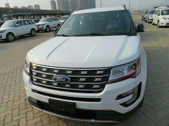 2017款福特探险者 强劲现车优惠破低价