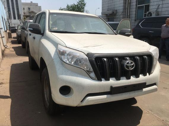 2017款丰田霸道2700年底清仓限时秒杀