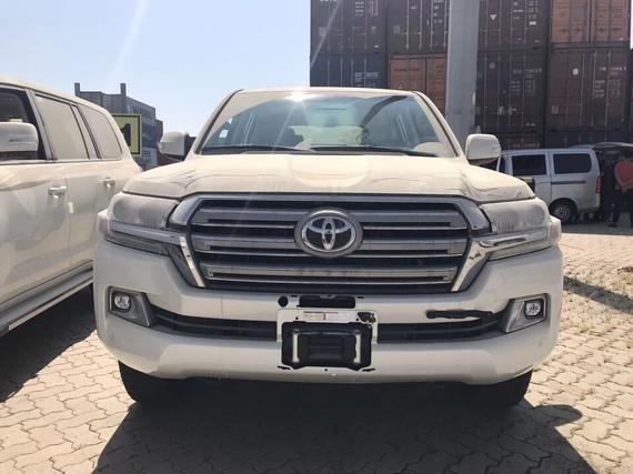 17款丰田酷路泽4000 豪气陆巡降价大惠