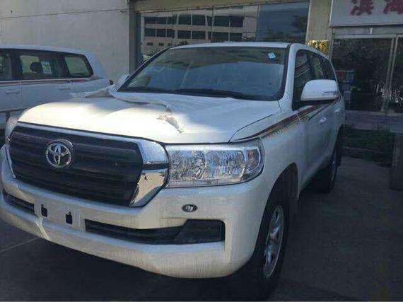 2017款丰田酷路泽4000 极品越野高端大气