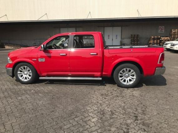 17款道奇公羊长角号霸气皮卡硬派越野车