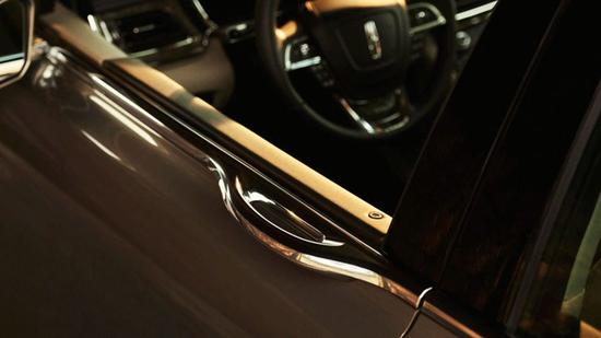 continental-overview-1-3-gallery-trigger-overlay-950x534