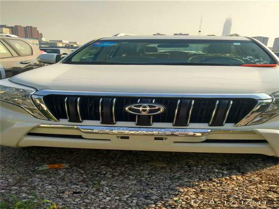 迪拜版丰田霸道2700 TX-L现车特惠价格