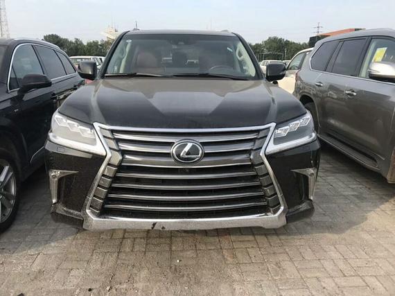 2017款雷克萨斯LX570 爆款越野惠行十月