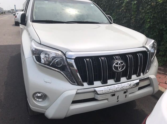 17款丰田霸道2700黎巴嫩版 动力强悍高端