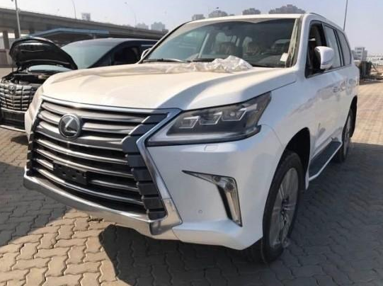 17款中东版雷克萨斯570八座顶配优惠报价